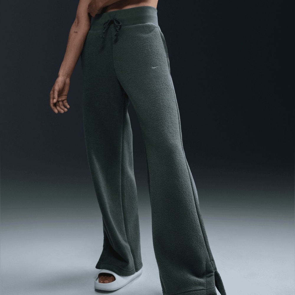 Nike Sportswear Phoenix Plush High Waisted Wide Leg Cozy Fleece Pants Womens